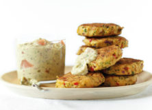 Island Crabcakes with Vanilla–Grapefruit Remoulade