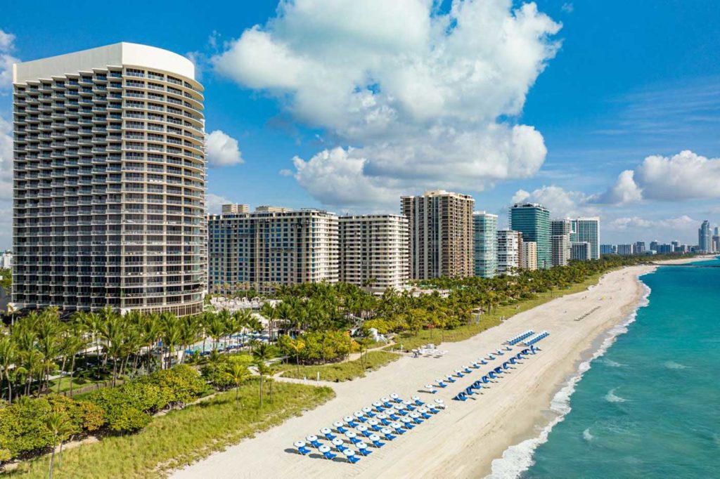 City Style and Living Spring 2023 St. Regis Bal Harbour Champagne Sabrage Masterclass BEach