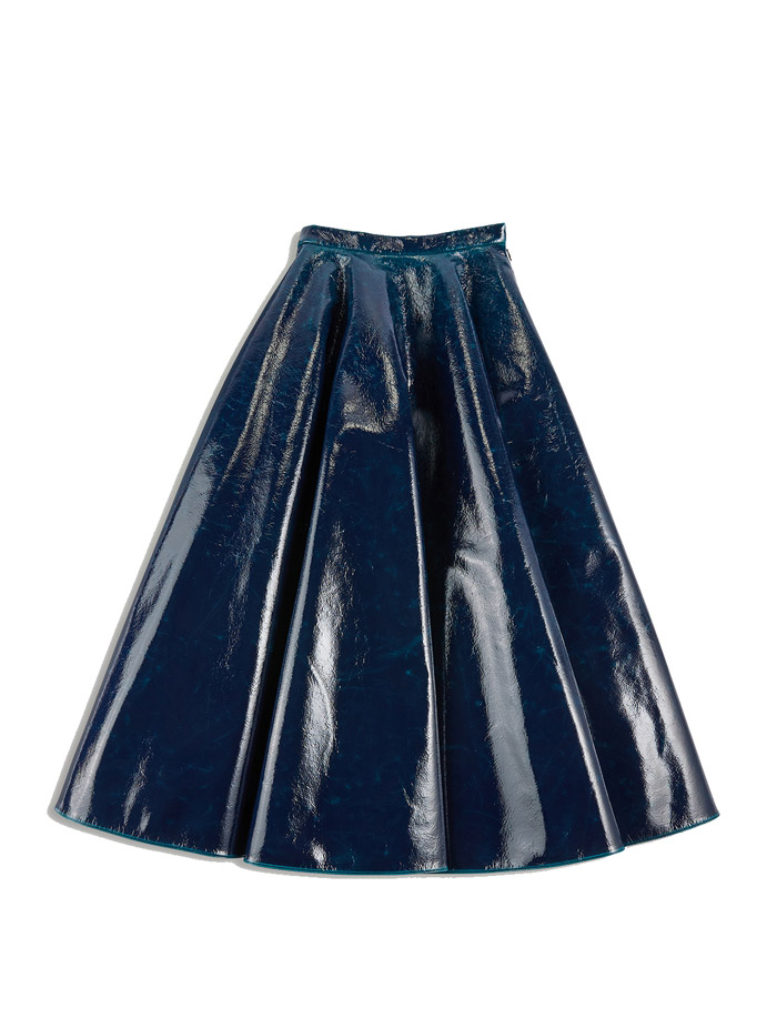 City Style and Living Fall 2023 The Secret to Styling a Modern Classic Look aka. Quiet luxury skirt