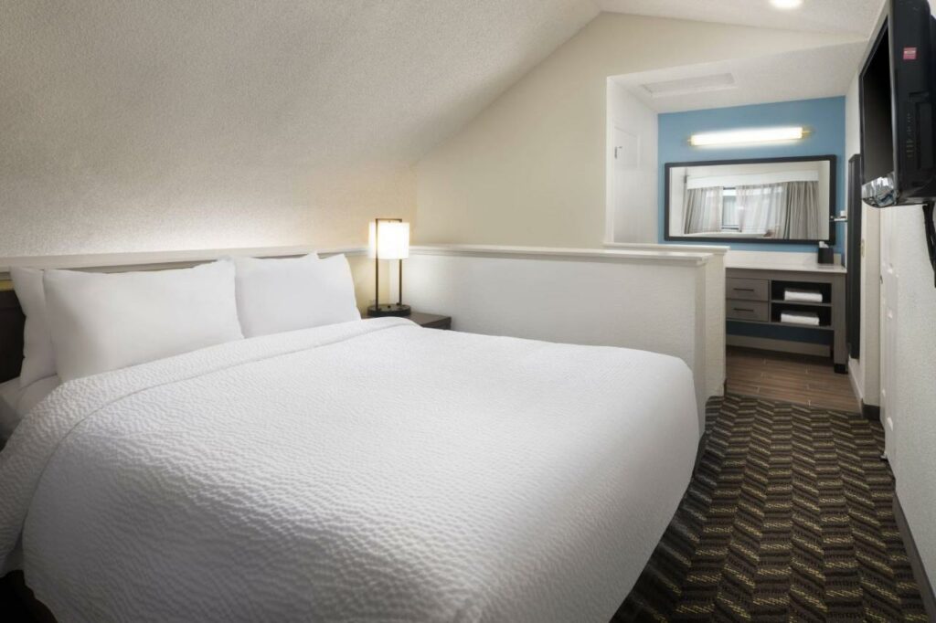 City STyle and Living Hotels Residence Inn San Francisco Airport Hotel San Mateo, California, USA