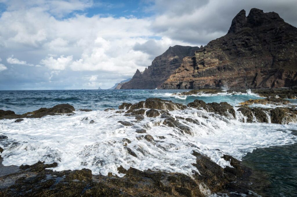 City Style and Living Magazine Summer 2025 7 Global Hikes Worth The Trek oceano-tenerife-oceano-health-spa-hotel-atlantik-15-dos-hermanos