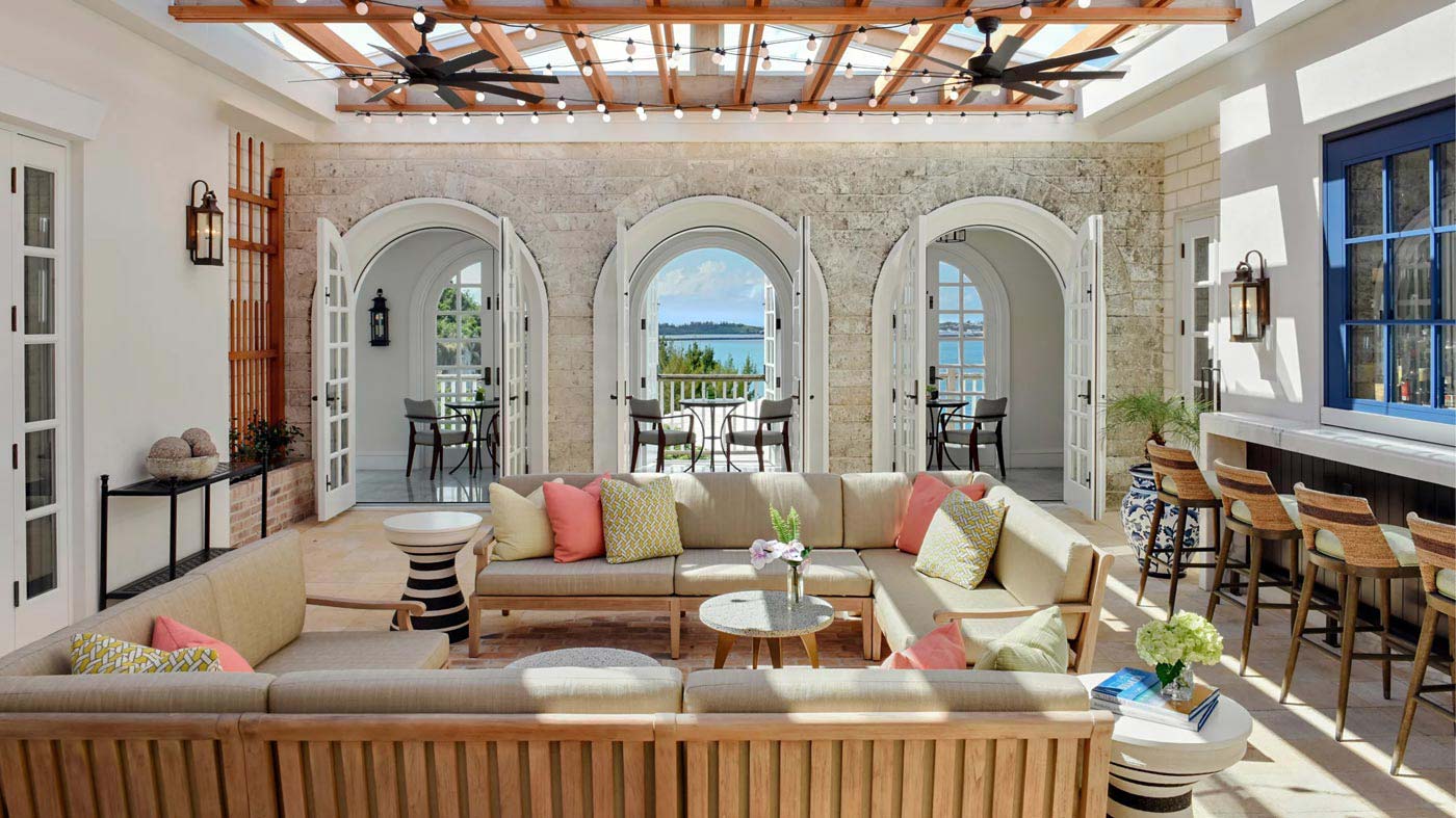 City Style and Living Magazine Summer 2025 Why We're Obsessed with These Hot Hotel Bars Rosewood Bermuda