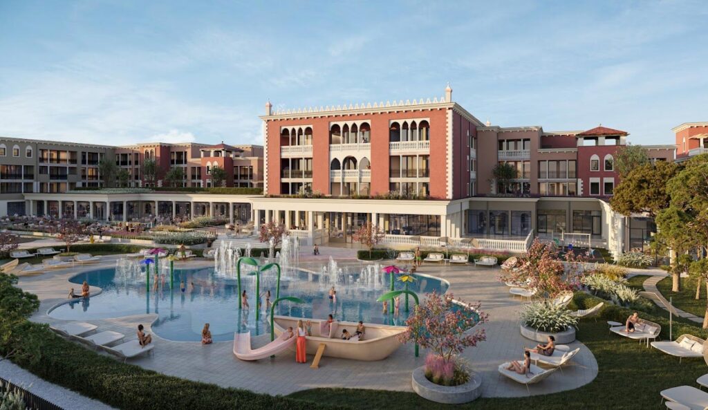 Think You Can’t Have a Luxury Family Vacation in Venice? Think Again