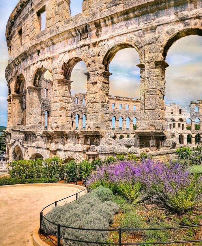 City Style and Living Magazine Winter 2025 Istria Croatia Travel City Style and Living Magazine Winter 2025 Istria Croatia Travel Architectural ruins