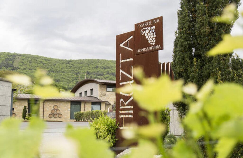 City Style and Living Magazine Spring 2026 Basque Country Hirutza bodega